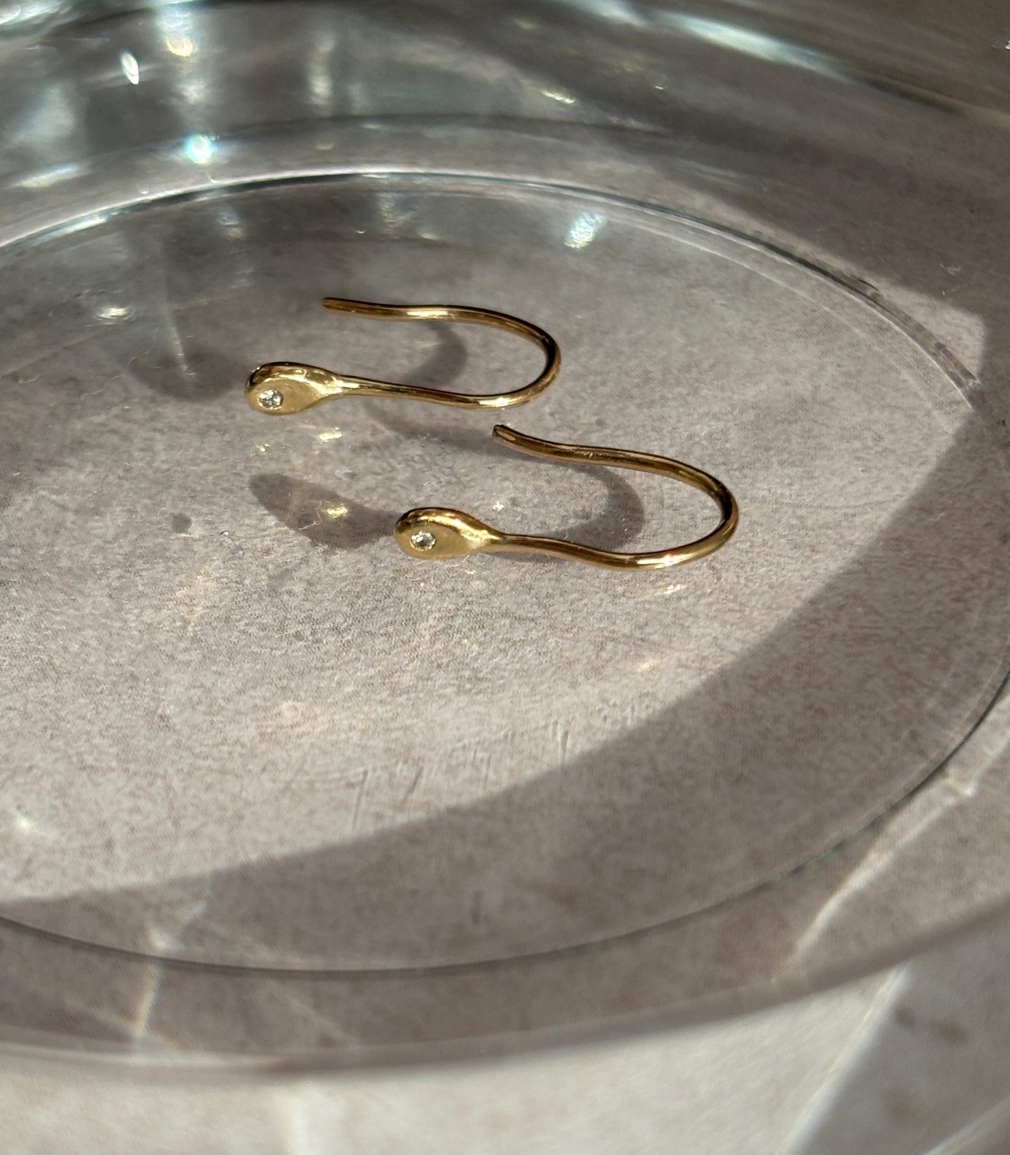 K18 ダイヤモンド　ピアス　『妖精のスプーン』 | 4枚目